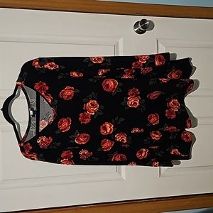 Pre-owned LulaRoe Rose Light sweater 2XL